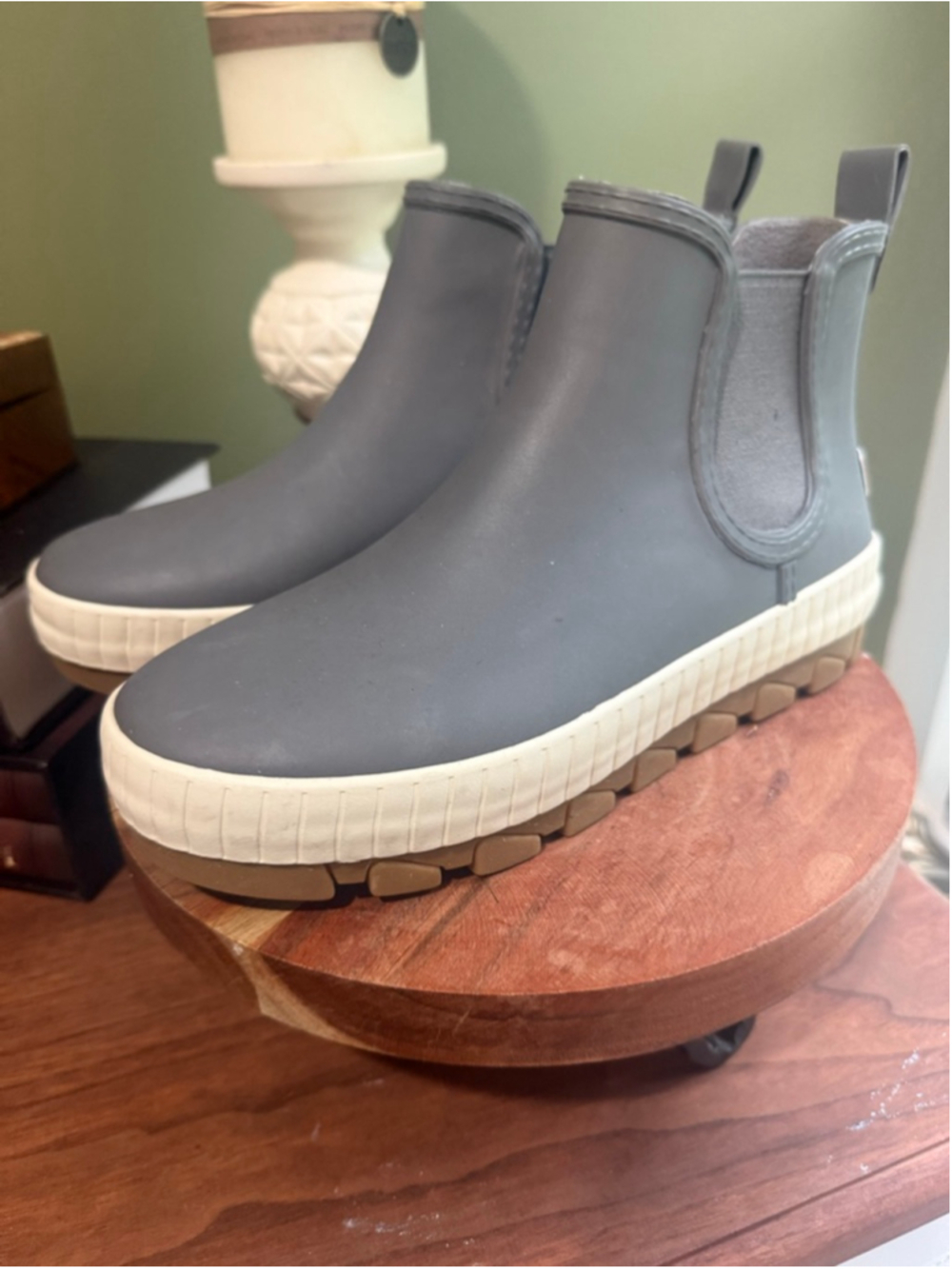 Sperry Torrent Chelsea Rain Boots Size 7